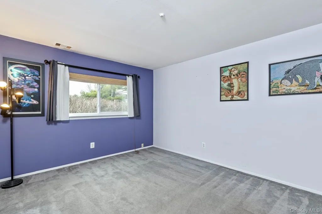 129 Pointe Circle N Coram NY 11727