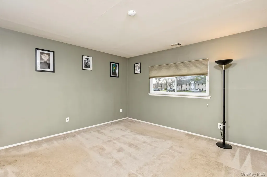 129 Pointe Circle N Coram NY 11727