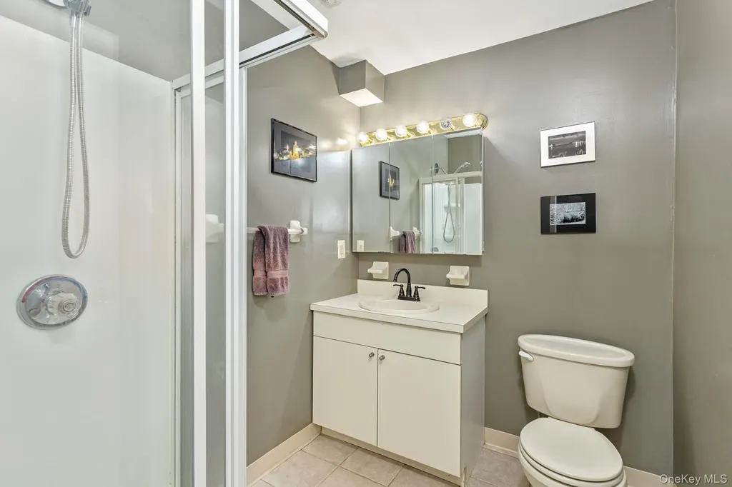 129 Pointe Circle N Coram NY 11727