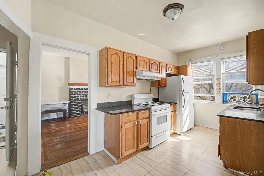 8715 58th Avenue Elmhurst NY 11373
