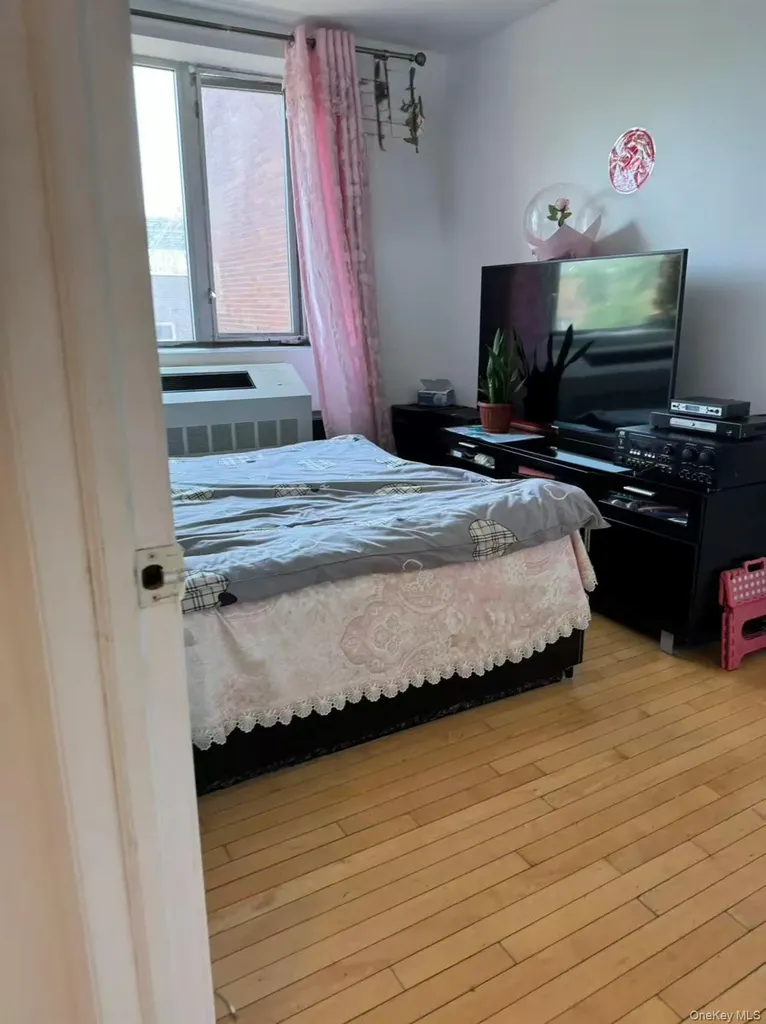 14326 41st Avenue Flushing NY 11355