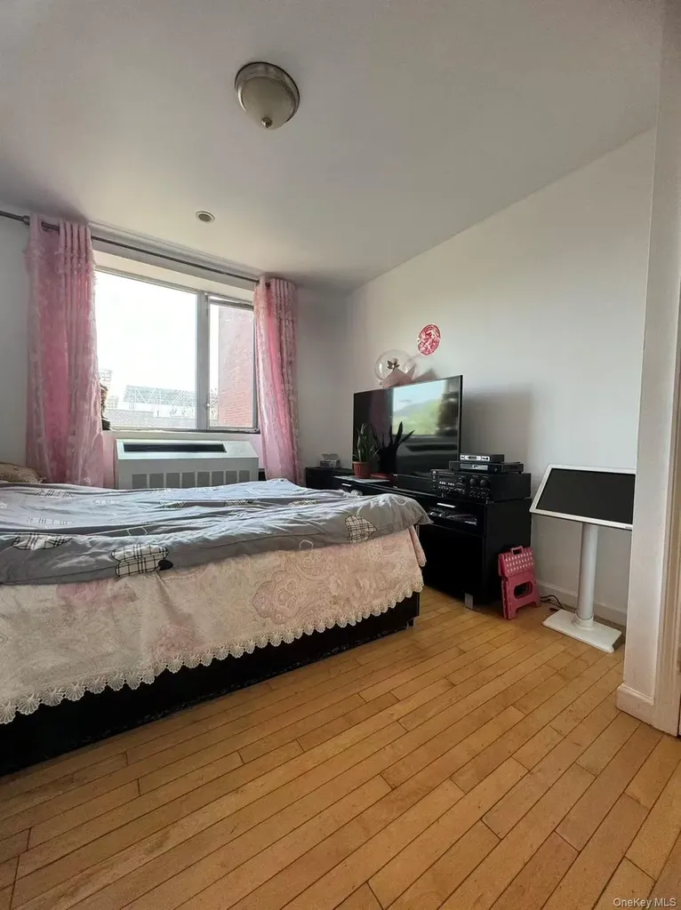 14326 41st Avenue Flushing NY 11355
