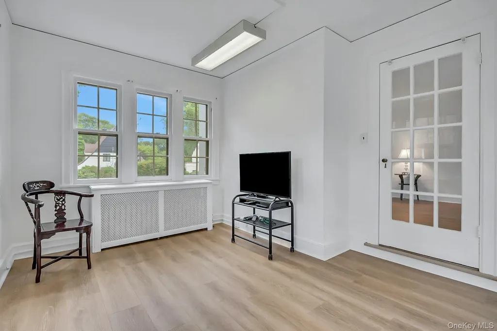 83 Parkway W Mount Vernon NY 10552