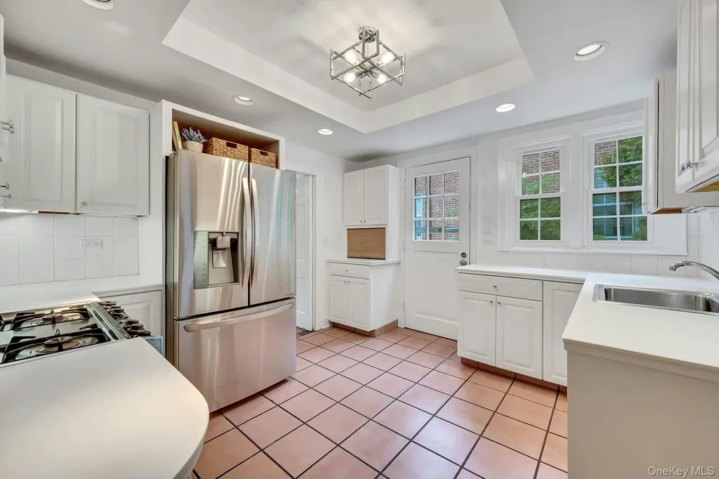 83 Parkway W Mount Vernon NY 10552