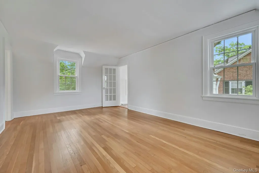 83 Parkway W Mount Vernon NY 10552