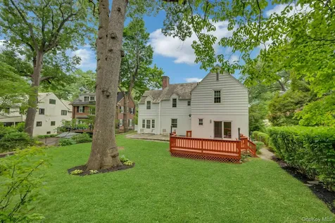 83 Parkway W Mount Vernon NY 10552