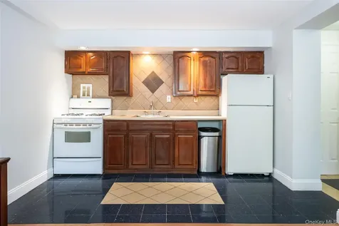 2333 Palmer Avenue New Rochelle NY 10801