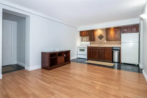 2333 Palmer Avenue New Rochelle NY 10801