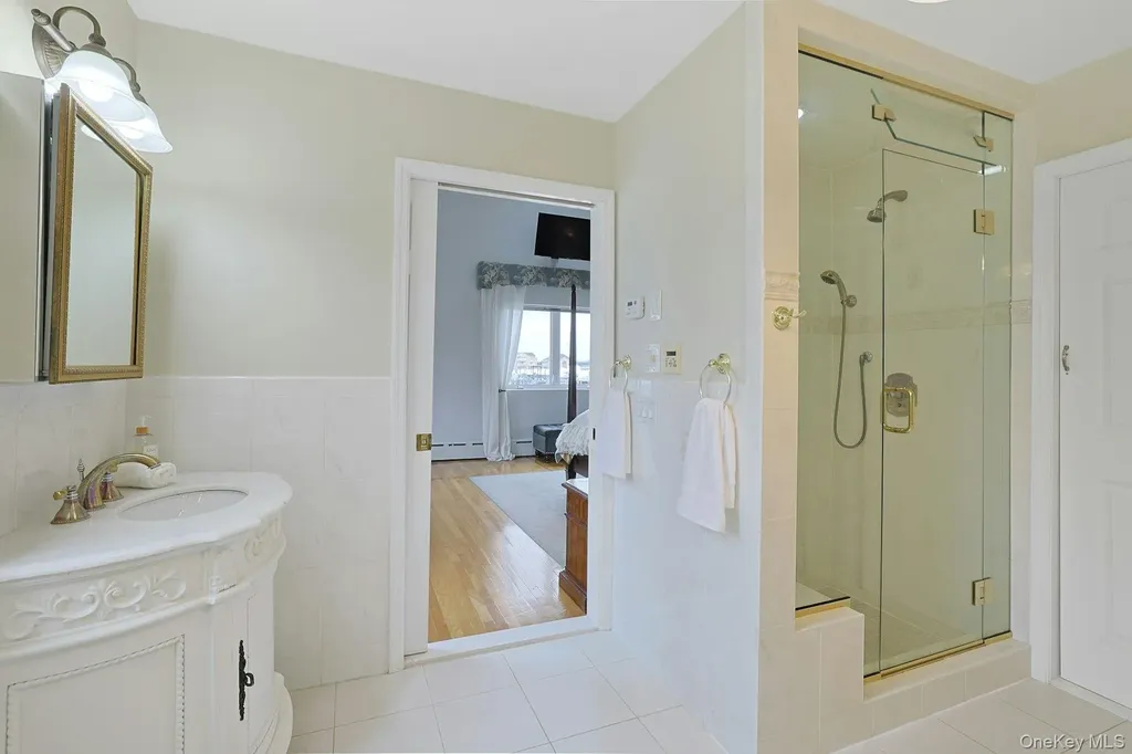 3086 Giegerich Place Bronx NY 10465