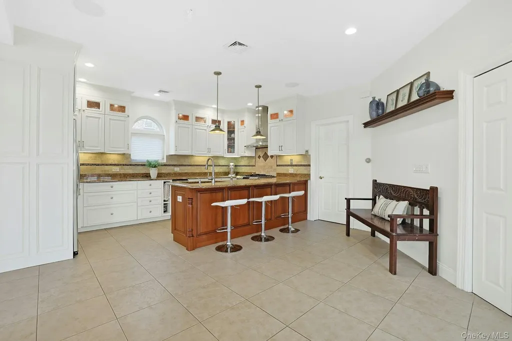 3086 Giegerich Place Bronx NY 10465
