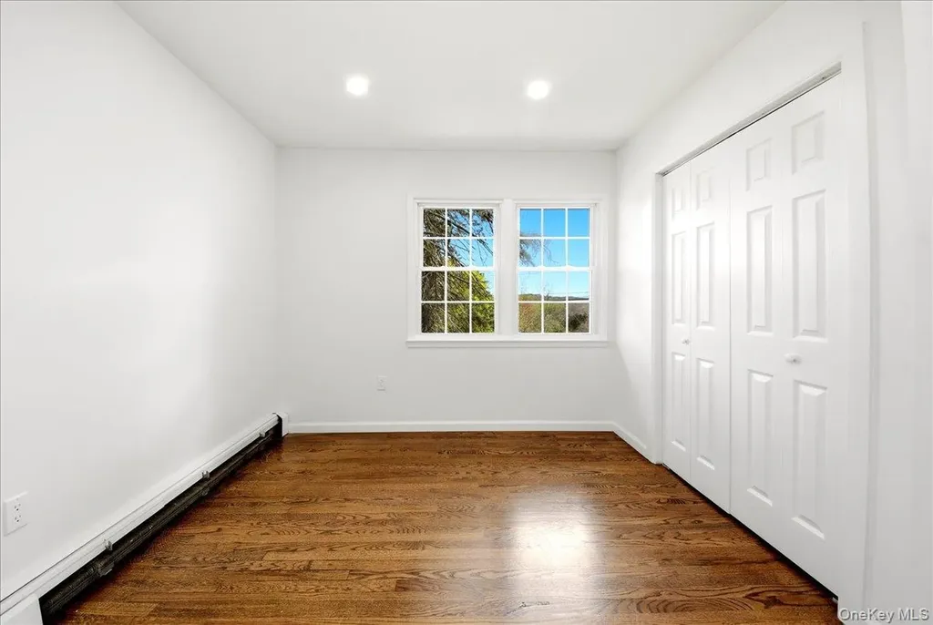 68 Hillcrest Drive Poughkeepsie NY 12603