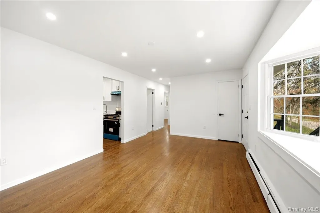 68 Hillcrest Drive Poughkeepsie NY 12603