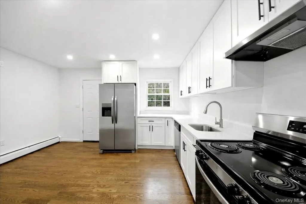 68 Hillcrest Drive Poughkeepsie NY 12603