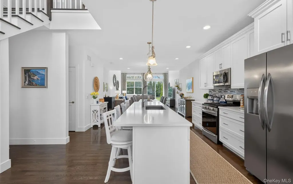 48 Bellflower Path Smithtown NY 11787