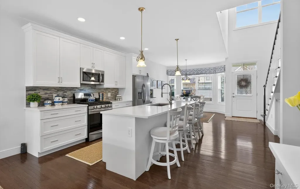 48 Bellflower Path Smithtown NY 11787