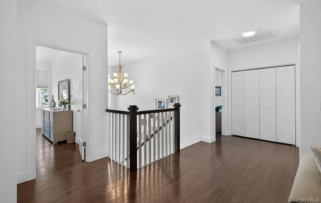 48 Bellflower Path Smithtown NY 11787