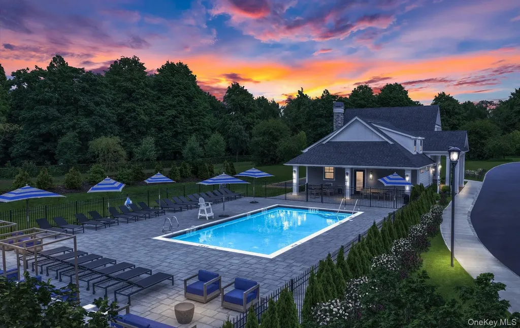 48 Bellflower Path Smithtown NY 11787