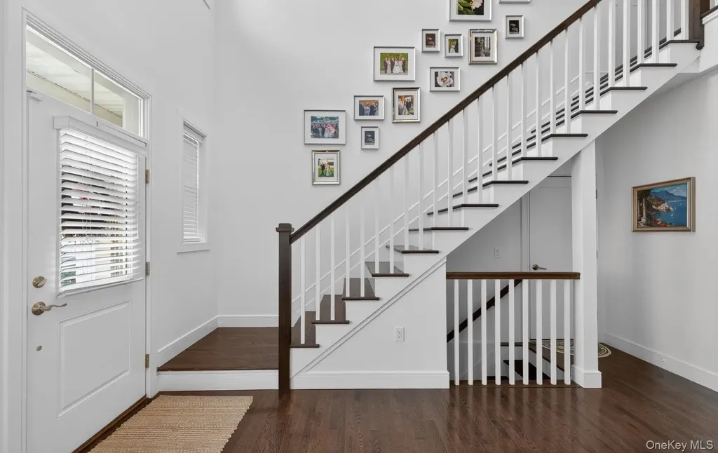 48 Bellflower Path Smithtown NY 11787