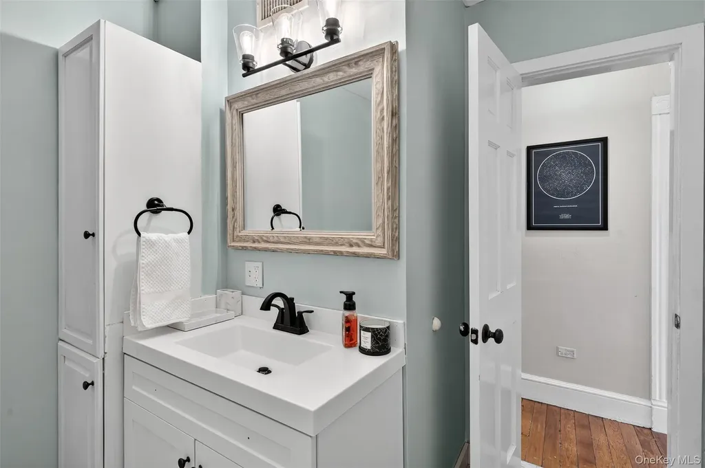 5 Bede Terrace Cornwall NY 12518
