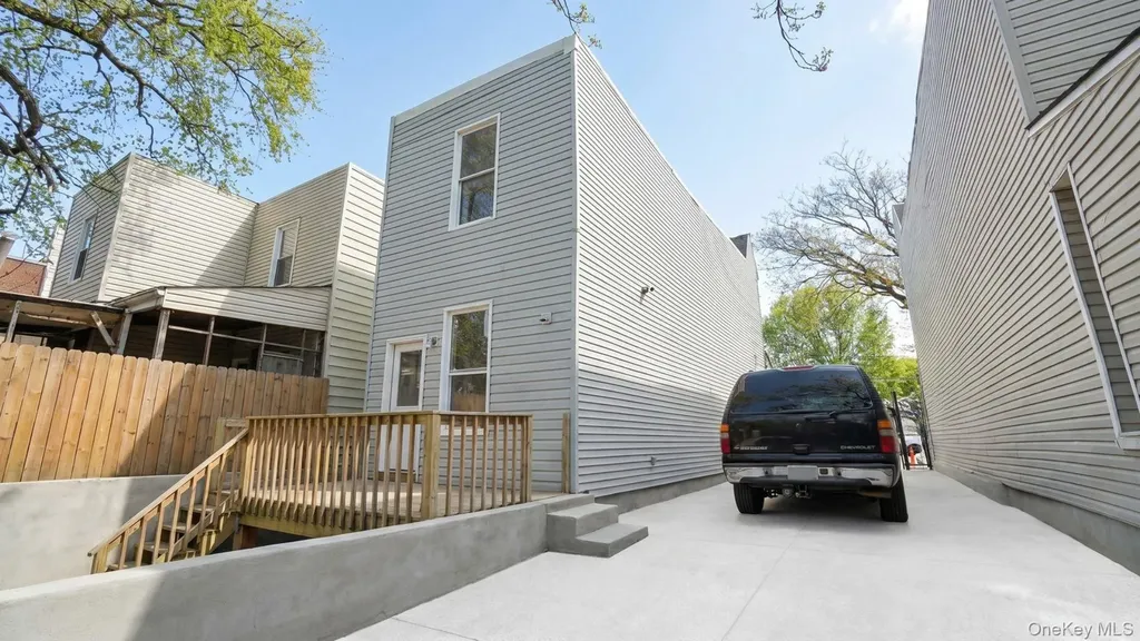 416 E 182nd Street Bronx NY 10457