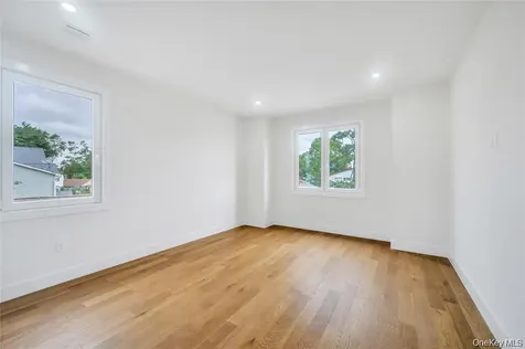 2571 Alder Avenue East Meadow NY 11554