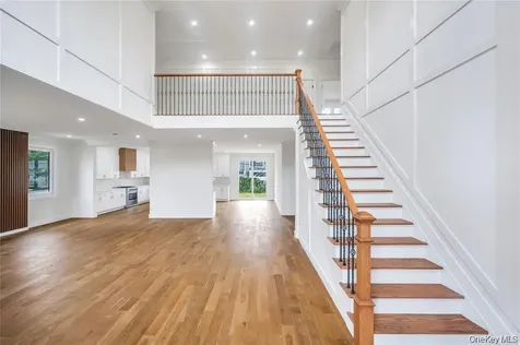 2571 Alder Avenue East Meadow NY 11554