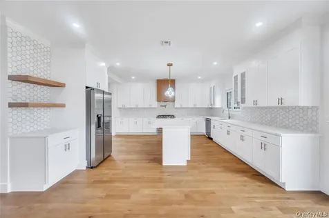 2571 Alder Avenue East Meadow NY 11554