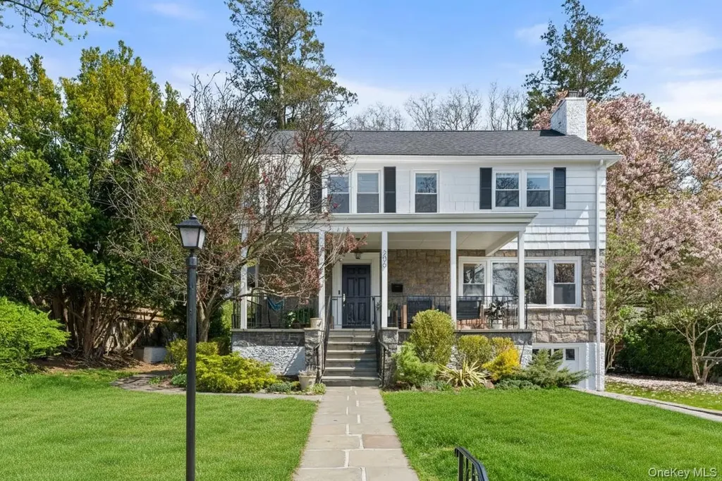 206 Palisade Avenue Dobbs Ferry NY 10522