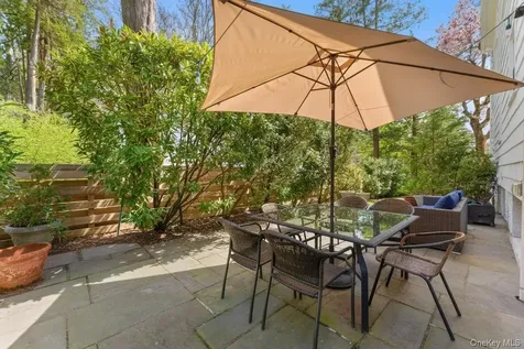 206 Palisade Avenue Dobbs Ferry NY 10522