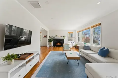 206 Palisade Avenue Dobbs Ferry NY 10522