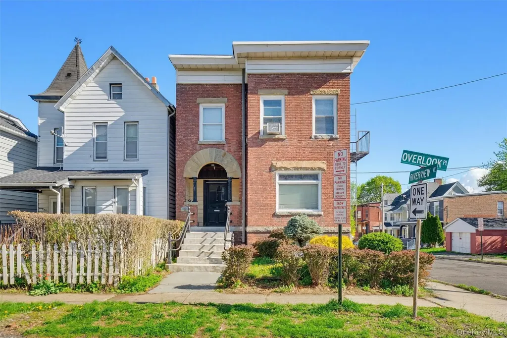 22 Overlook Place Newburgh NY 12550