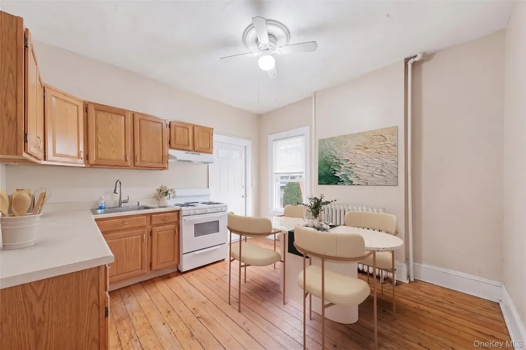 22 Overlook Place Newburgh NY 12550