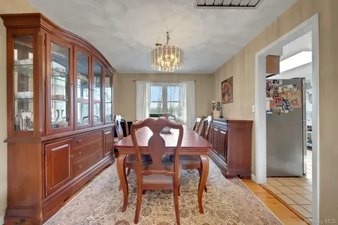 6 Foxwood Lane Thornwood NY 10594