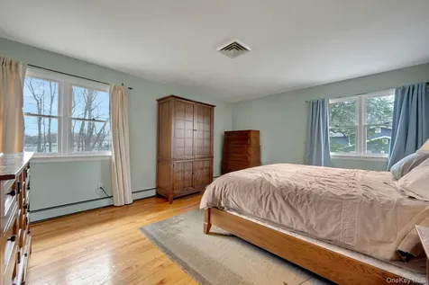 6 Foxwood Lane Thornwood NY 10594