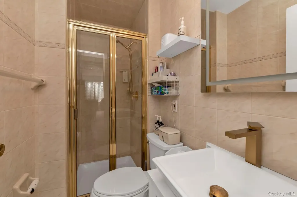 15405 Riverside Drive Whitestone NY 11357