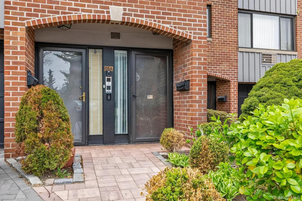 15405 Riverside Drive Whitestone NY 11357