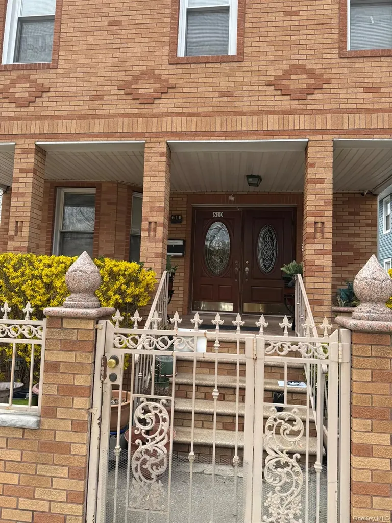 610 E 26th Street Brooklyn NY 11210