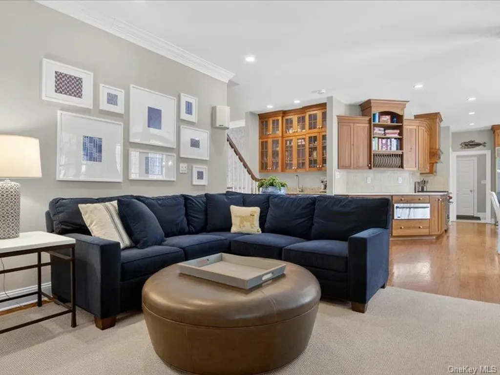 2 Stable Lane Call Listing Agent NY 12866