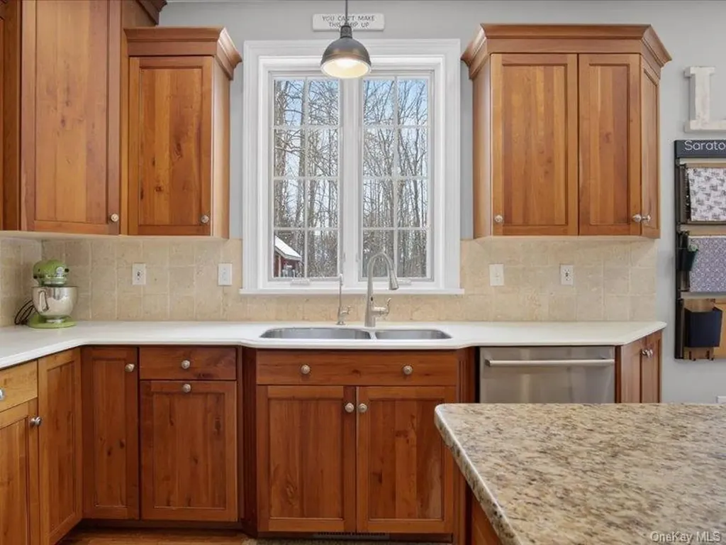 2 Stable Lane Call Listing Agent NY 12866