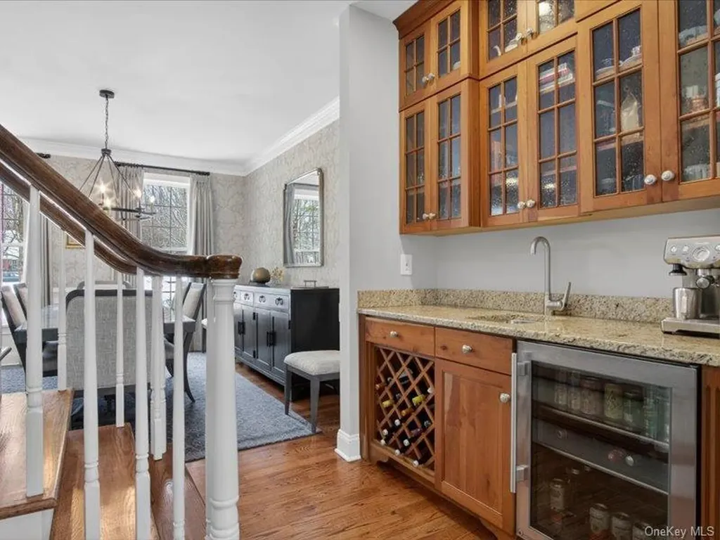 2 Stable Lane Call Listing Agent NY 12866