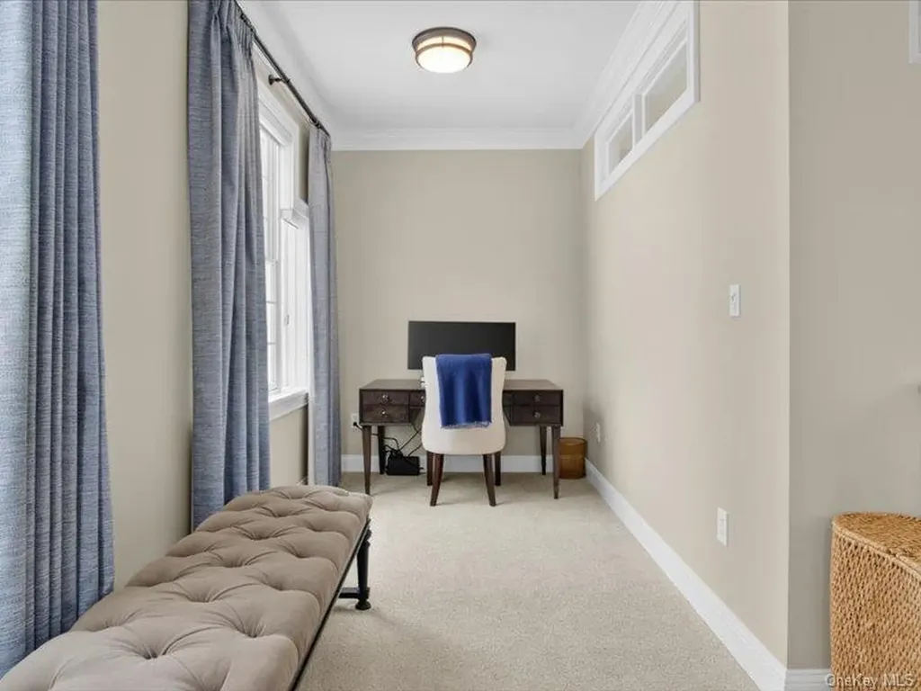 2 Stable Lane Call Listing Agent NY 12866