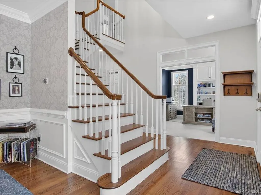 2 Stable Lane Call Listing Agent NY 12866