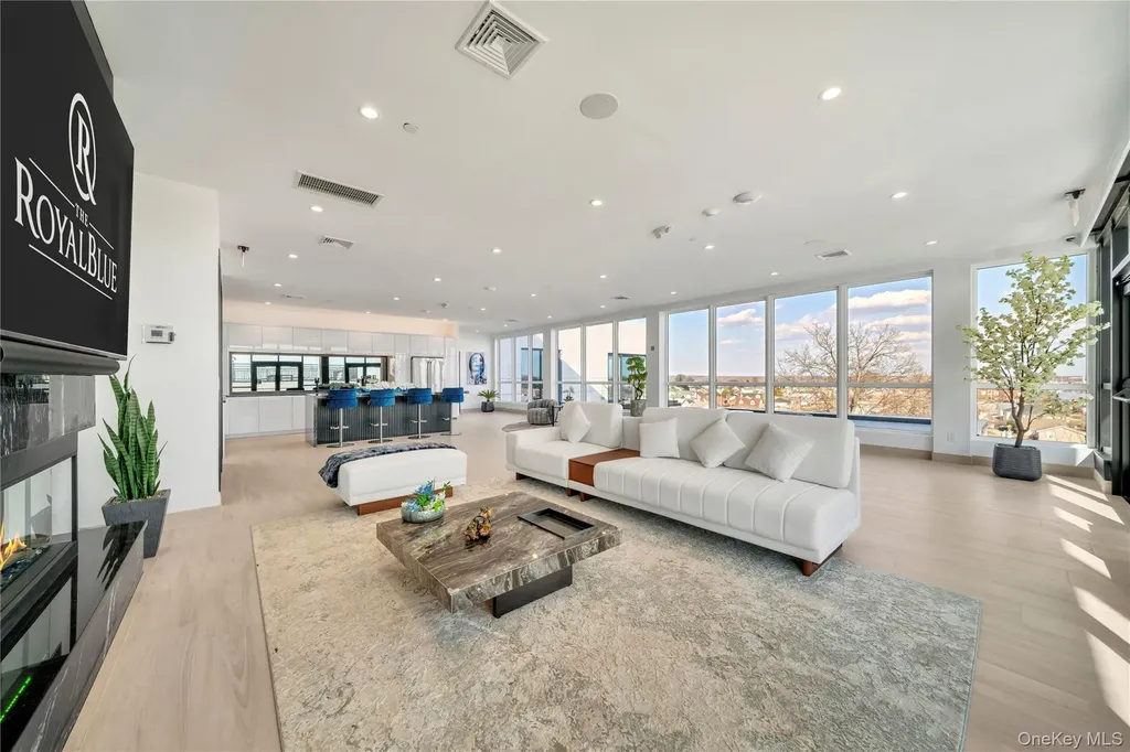 101 Searing Avenue Mineola NY 11501