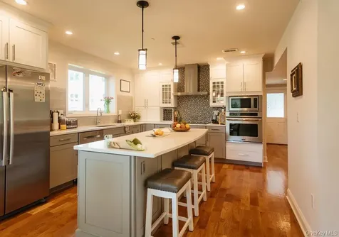 10 Taylor Street New Paltz NY 12561