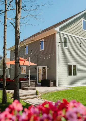10 Taylor Street New Paltz NY 12561