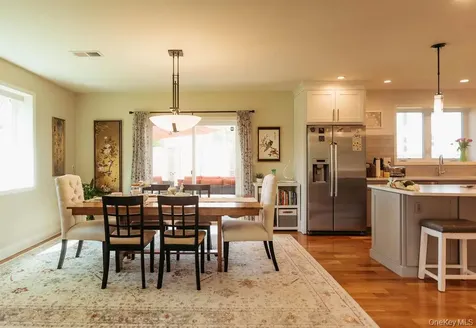 10 Taylor Street New Paltz NY 12561