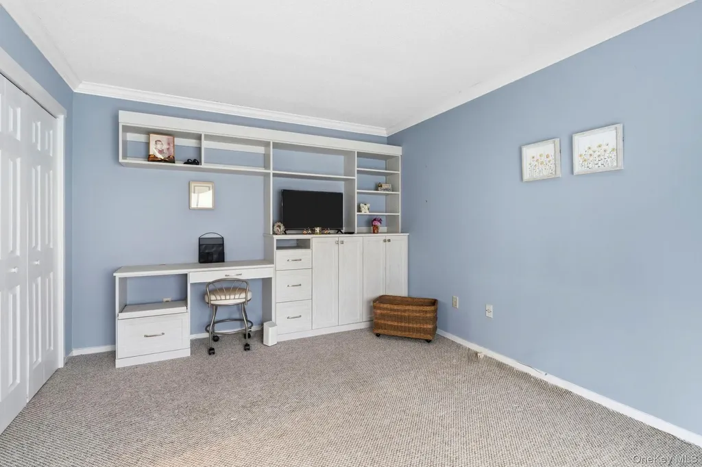 342 Heritage Hills Somers NY 10589