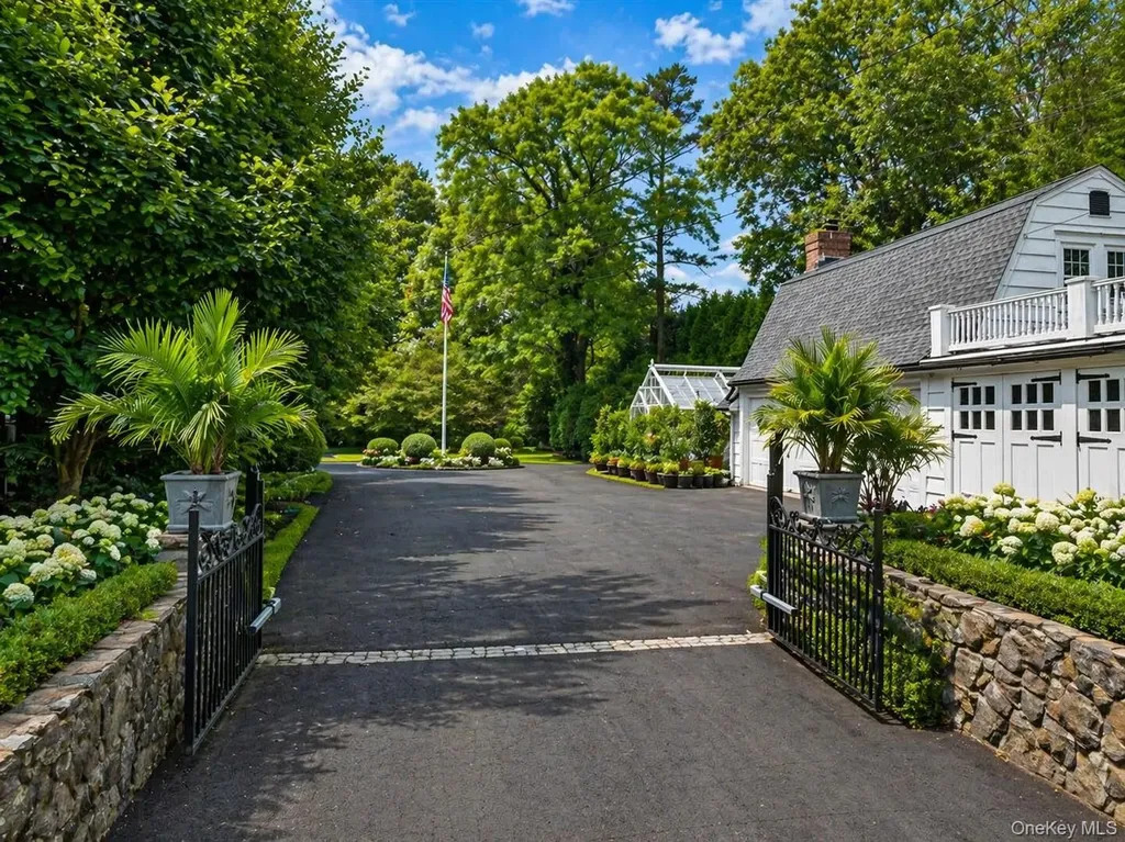 36 Revolutionary Road Briarcliff Manor NY 10510