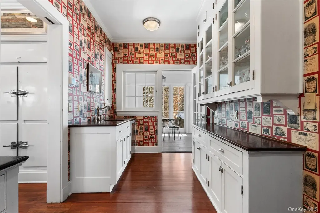 36 Revolutionary Road Briarcliff Manor NY 10510