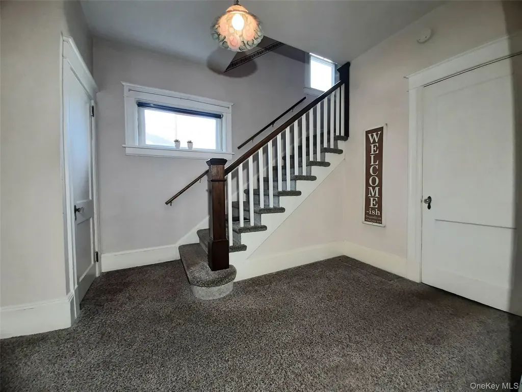 309 Hooker Avenue Poughkeepsie NY 12603